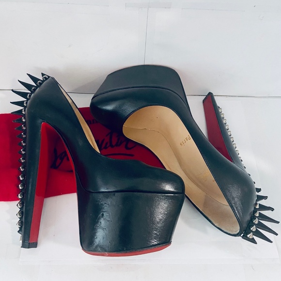 ❌SOLD❌Louboutin ELECTROPUMP 160 Black Spiked Pump - Picture 3 of 8